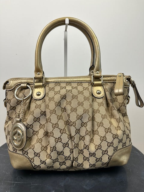 Gucci GG Canvas Sukey Zip Hand Bag