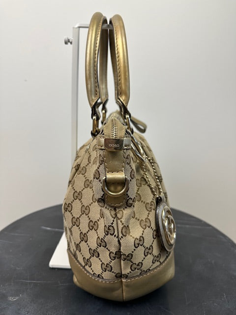 Gucci GG Canvas Sukey Zip Hand Bag